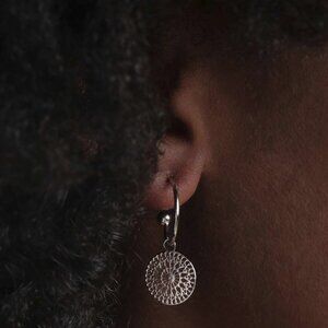 Paparazzi Jewelry Accessories - Mandala Maiden - Silver Earrings - Vintage